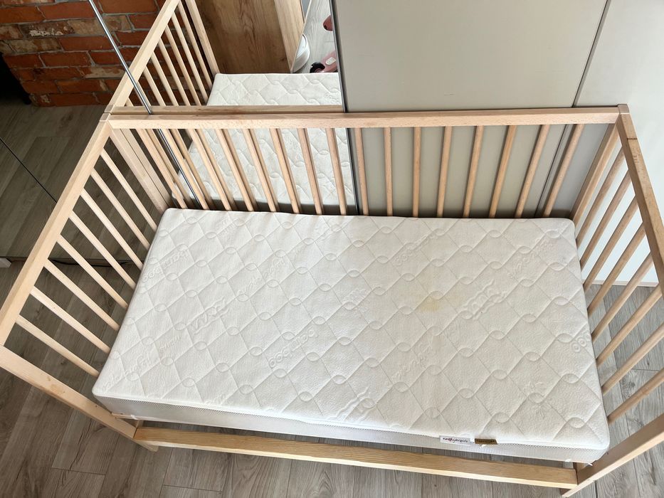 Łóżeczko dziecięce Singlar ikea + materac Fizjomax Baby.