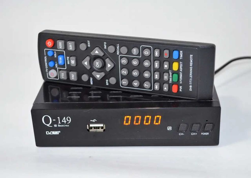 Продам Q-Sat Q-149 IPTV — DVB-T2/C Тюнер Т2 з універсальним пультом Д