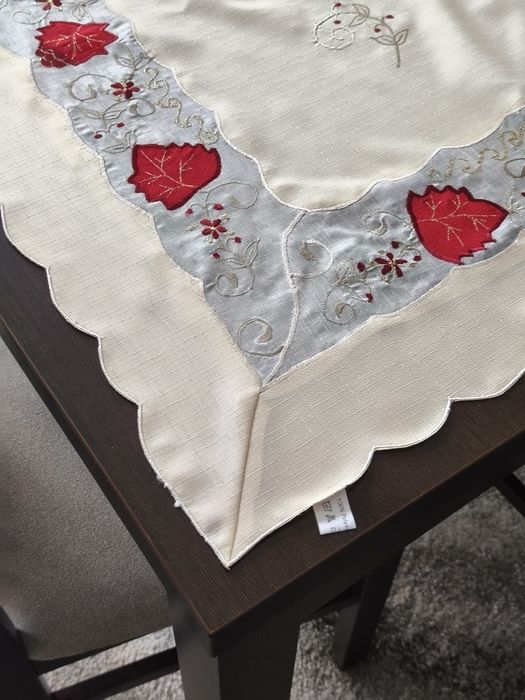 Serweta świąteczna 85*85cm