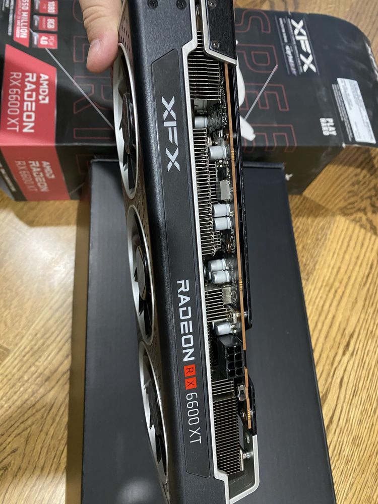 Відеокарта XFX Radeon RX 6600 XT