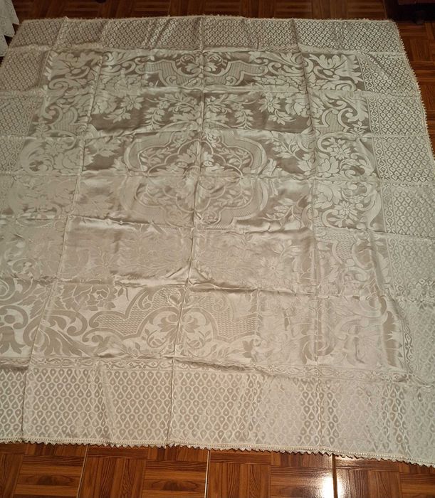 Colcha Antiga de cama