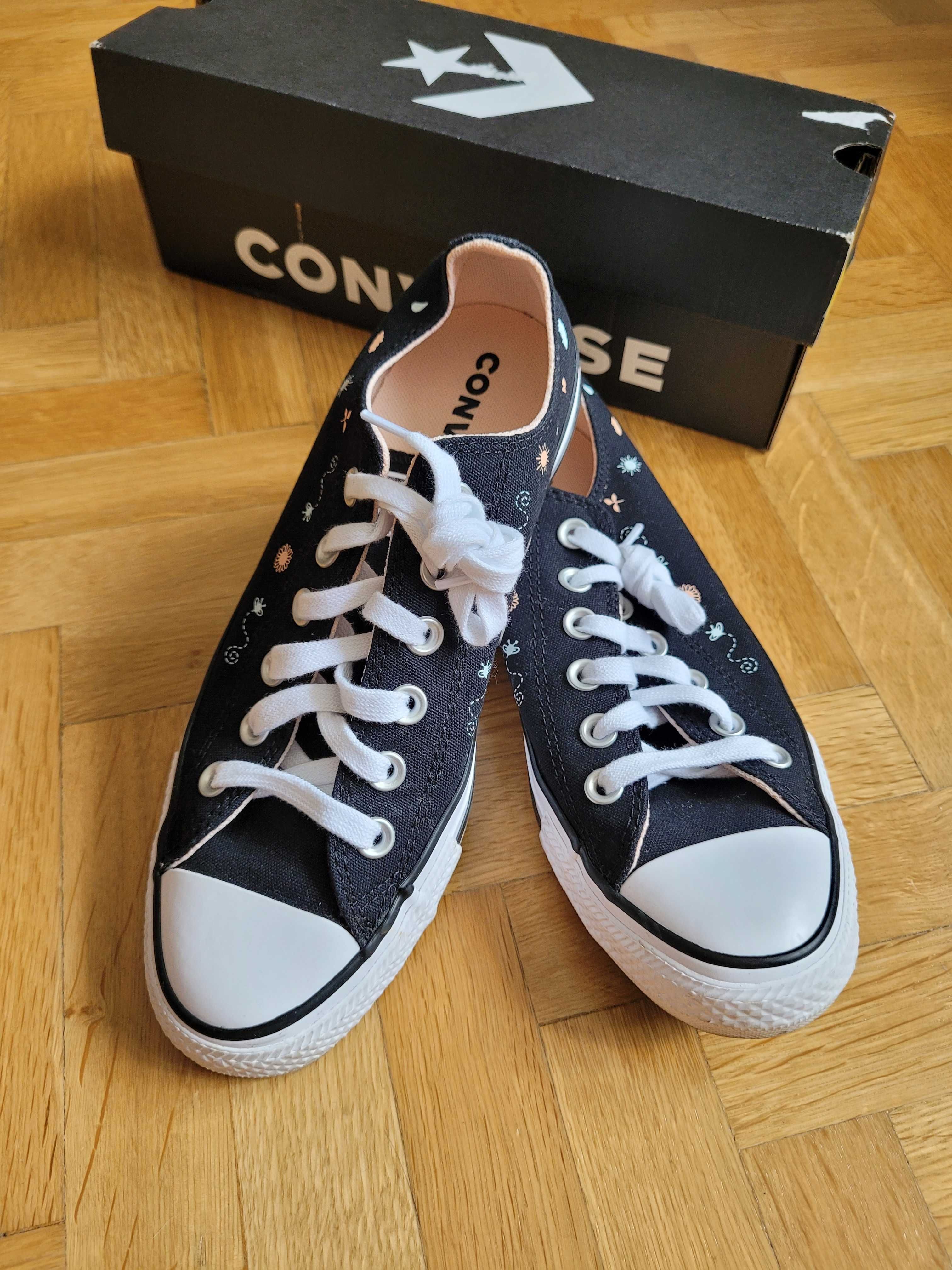 Converse czarne trampki z printem 38