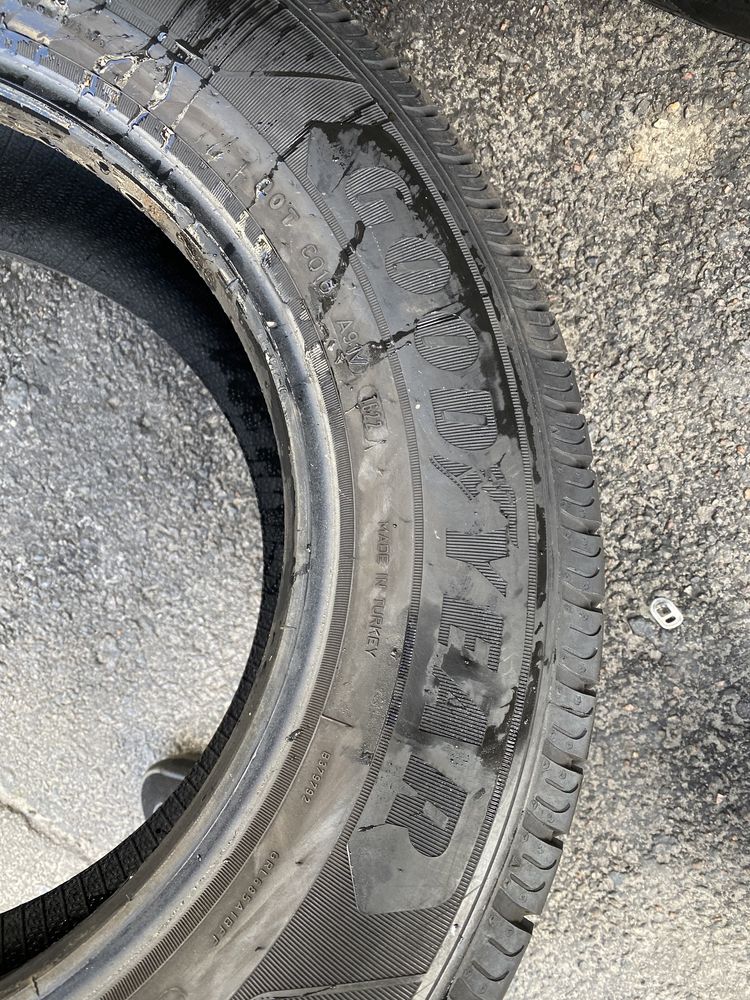 Шини/резина 215/65 R15C good year efficient grip