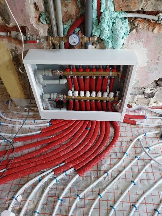 Hydraulik  instalator ogrzewanie podlogowe centralne awarie  naprawy