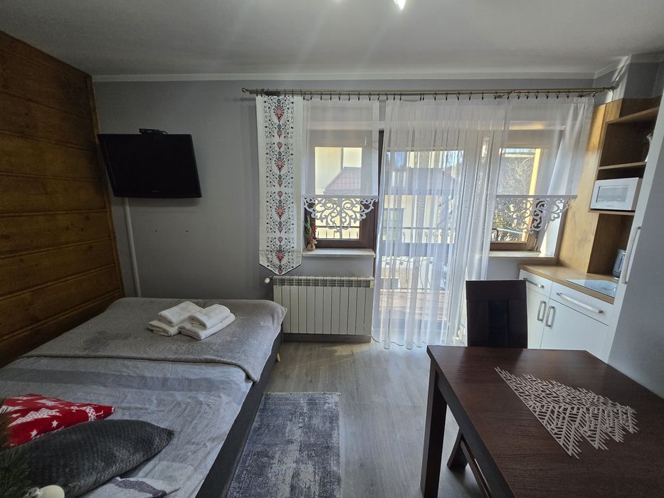 Wolne miejsca    300 m od dworca