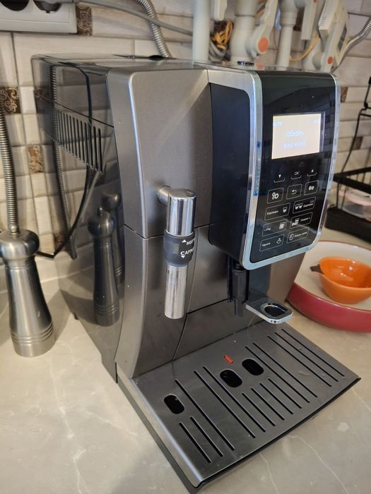 Delonghi Dinamica Aroma Bar кофемашина