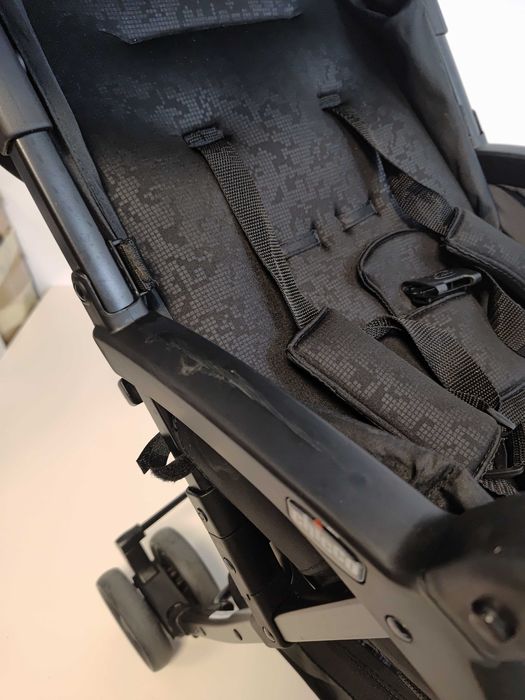 Wózek spacerówka Chicco Ohlala'3 jet black do 15kg(B230)