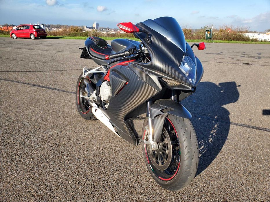 MV AGUSTA F3 800 projecto