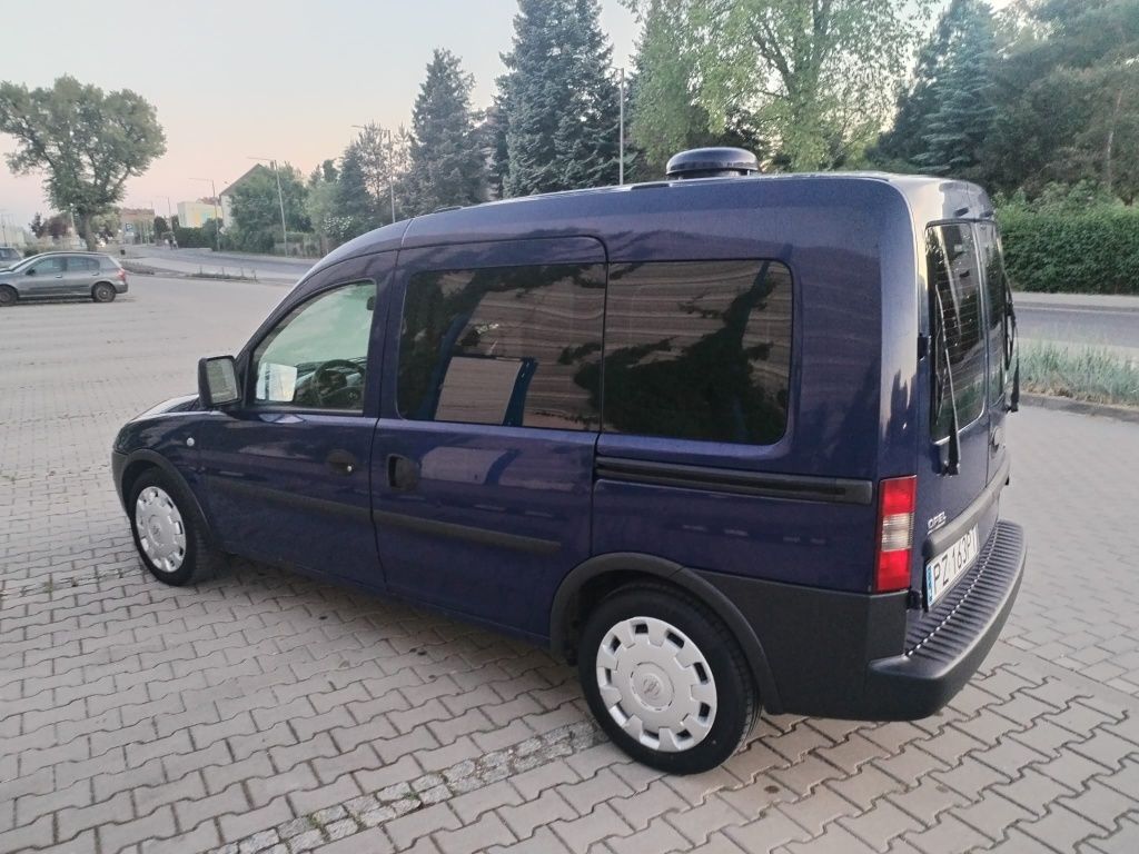 Opel combo 1.7 diesel 2005 rok. Klimatyzacja