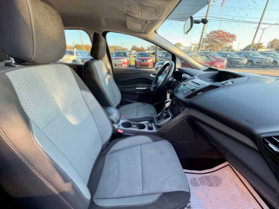 Ford C-MAX Hybrid      2018