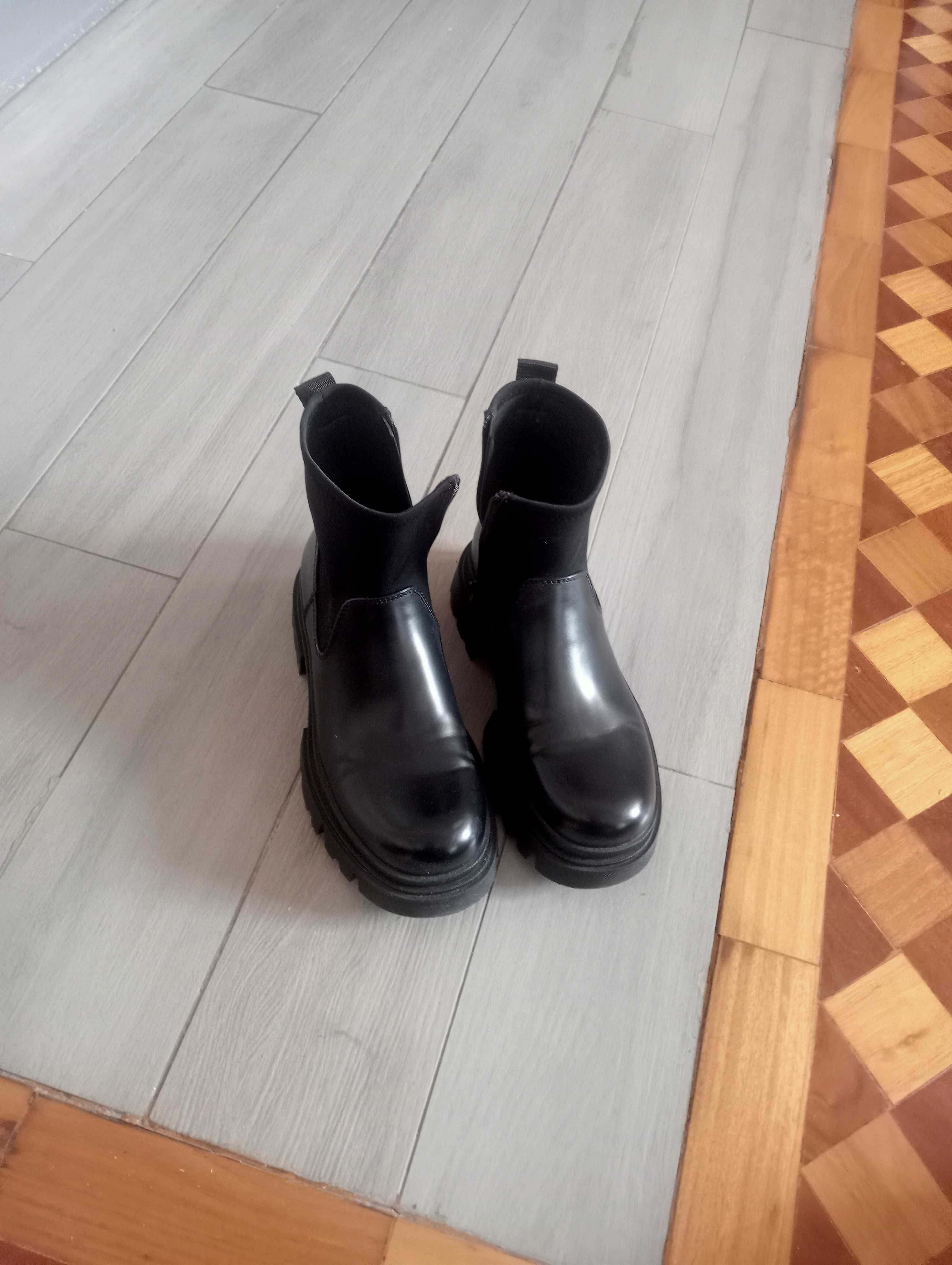 Botins Zara como novos