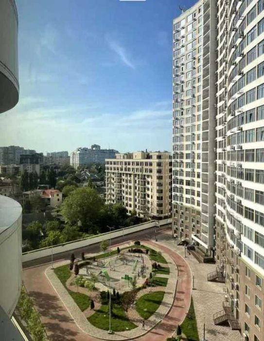 Редкий вариант! Квартира в" Белый Парус" Две спальни и Кухня Гостиная