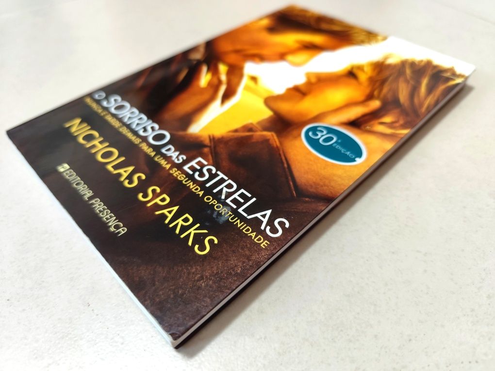 Livro: O Sorriso das Estrelas de Nicholas Sparks