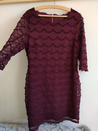 Bordo burgundowa  sukienka Tenki krótki rękaw rozmiar 42 XL frędzle