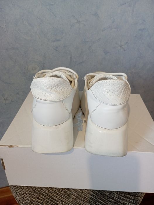 Туфли для модницы 36 р.