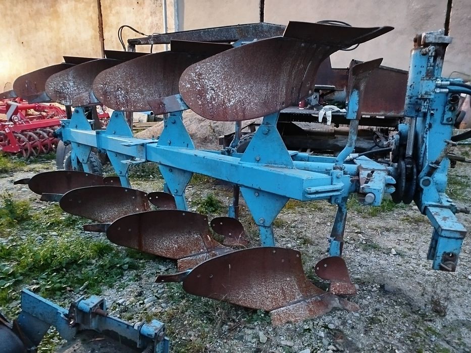 Lemken obrotowy 4 skibowy 3+1