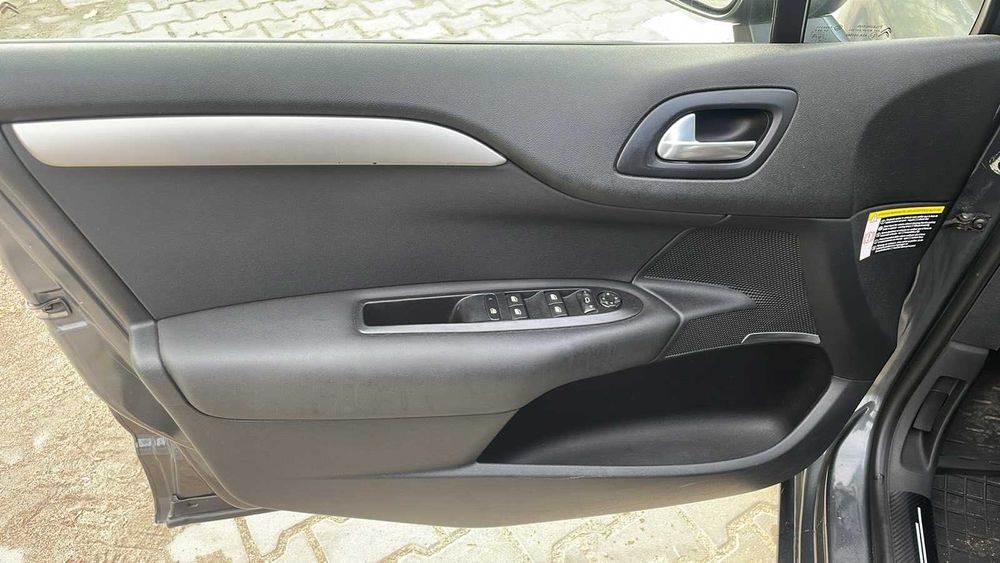 Citroën C4 2012р. Дизель 1,6. Старт-стоп.