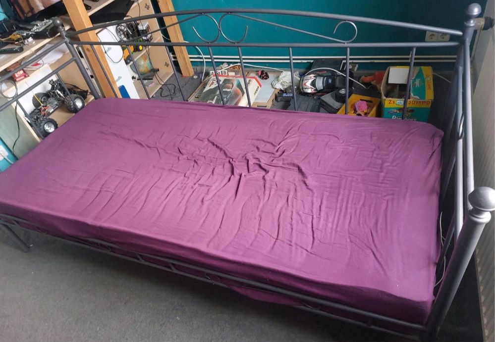Lożko metalowe 205 x 95 z materacem