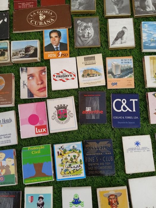 Caixas e Carteiras de Fósforos