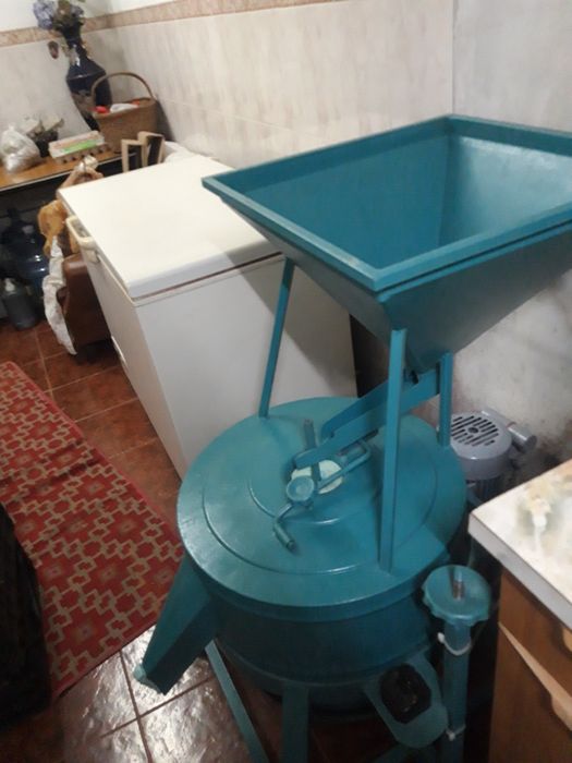 Vendo moinho   como novo