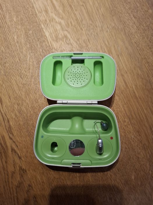 Phonak Audéo Marvel Trial RIC – aparat słuchowy ładowalny.