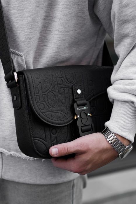 Кожаная сумка Dior