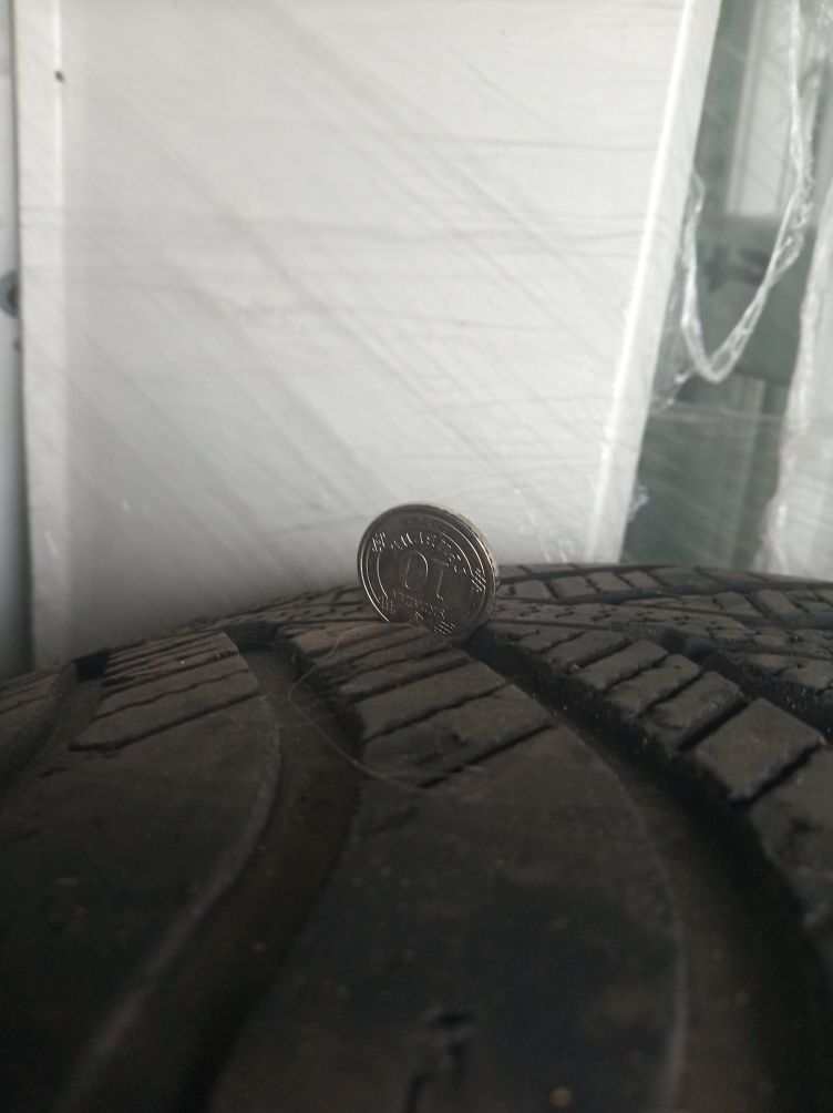 Продам скати на авто Good Yer 225/50 r17