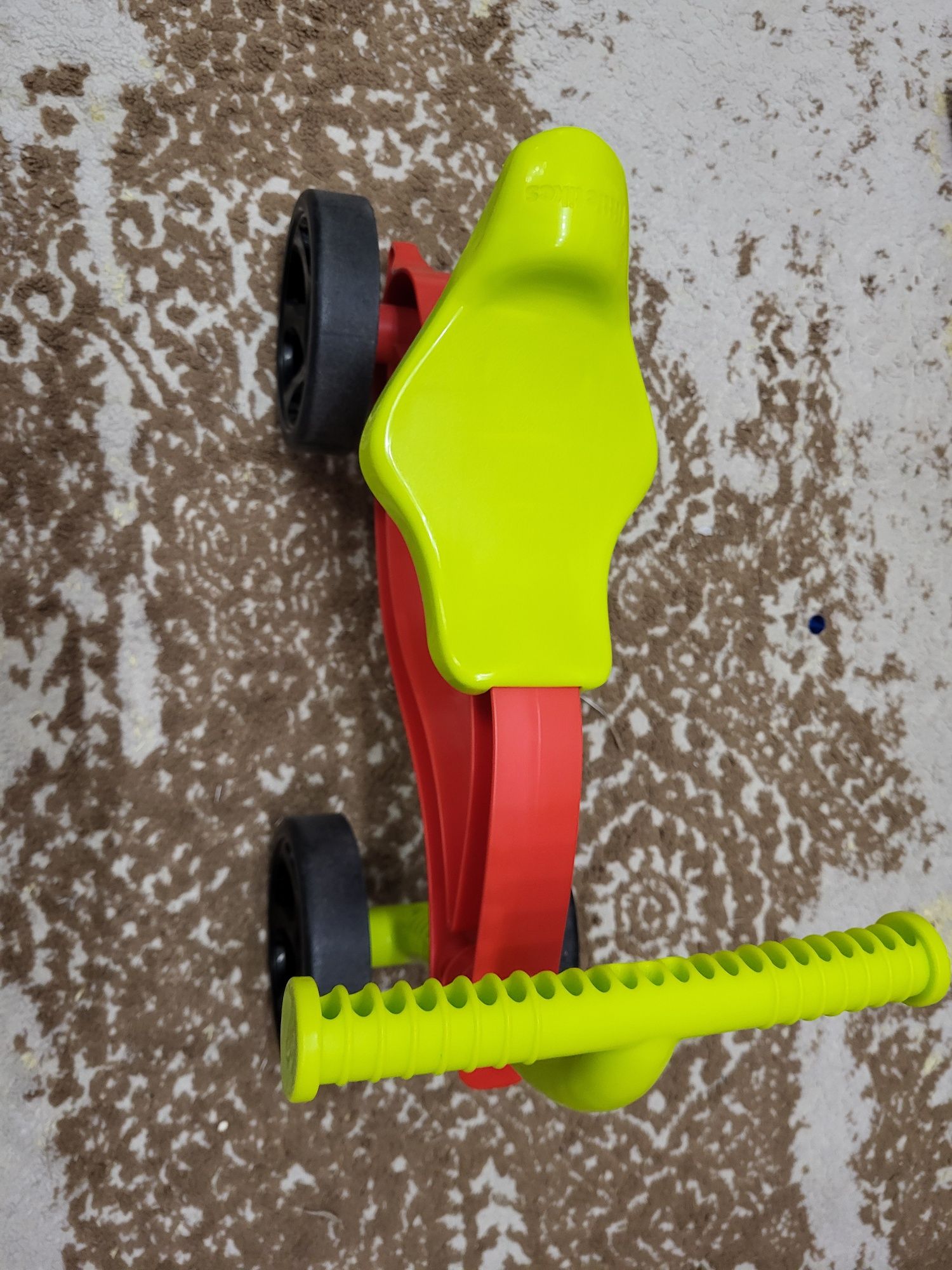 Little Tikes Jeździk Rowerek Biegowy Scooteroo