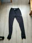 Spodnie Adidas czarne – rozmiar XS – dobry stan