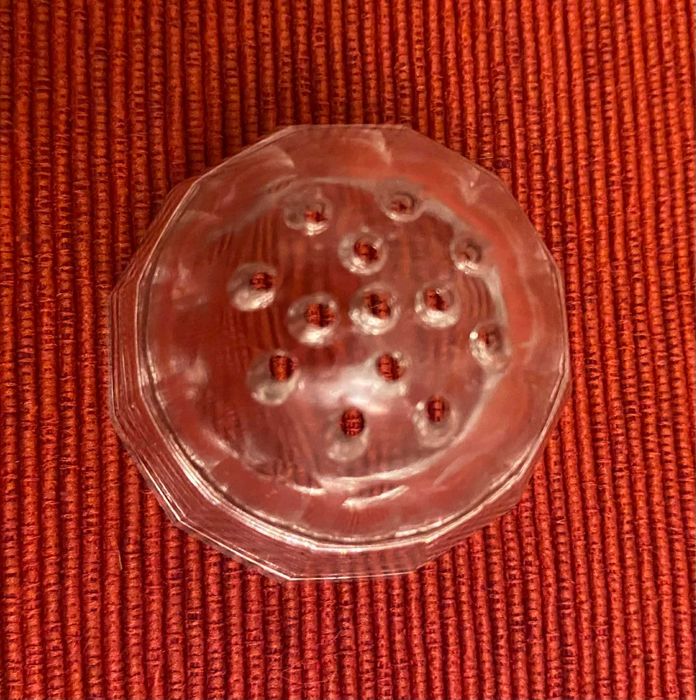 saleiro antigo com friso em prata