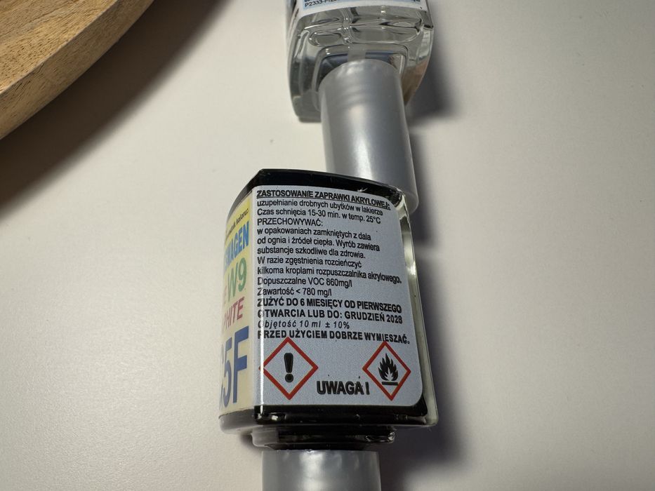 Zaprawka do lakieru Ara System Volkswagen LC5F i lakier bezbarwny vag