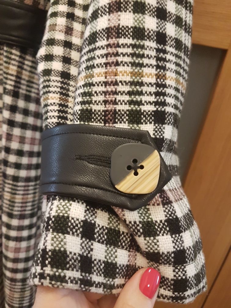 Piękny włoski płaszcz Wiya moda Italia M/L