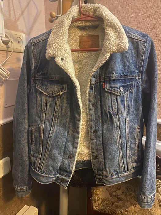 Levi’s джинсова куртка жіноча