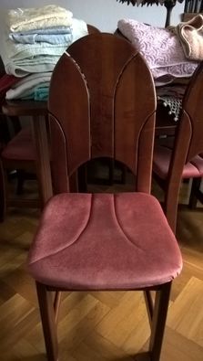 stół drewniany z  krzesłami  6szt  stan idealny