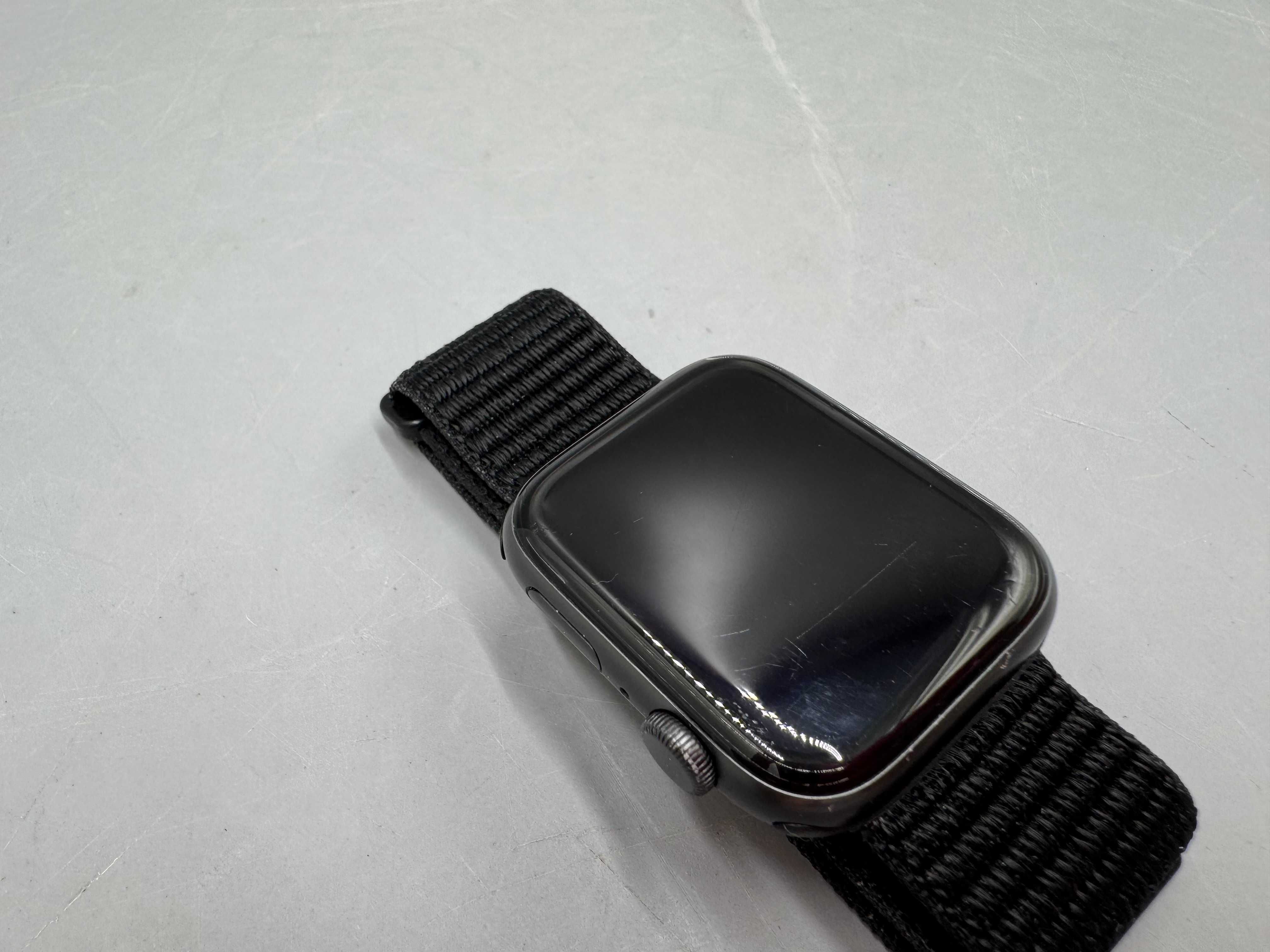 Apple Watch Se 44mm + Ładowarka + Paski