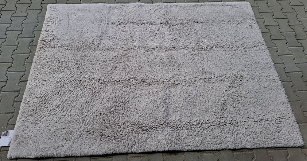 Dywan 160x230 cm w dobrym stanie TANIO!