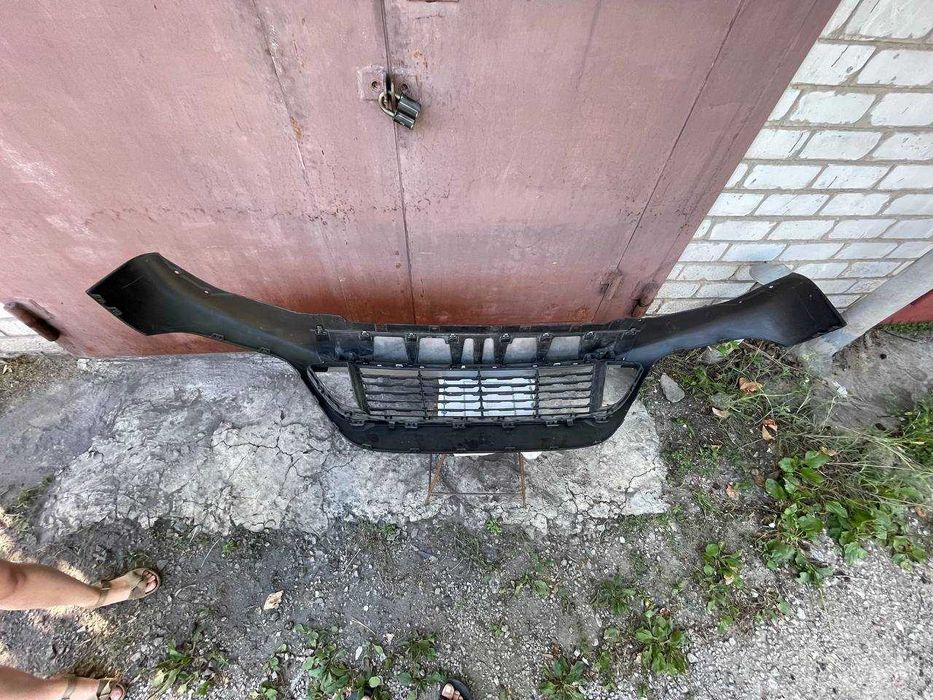 Губа юбка накладка переднего бампера в сборе на BMW X1 f48 2015-2019