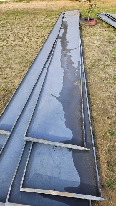 Chapa de zinco em cobertura