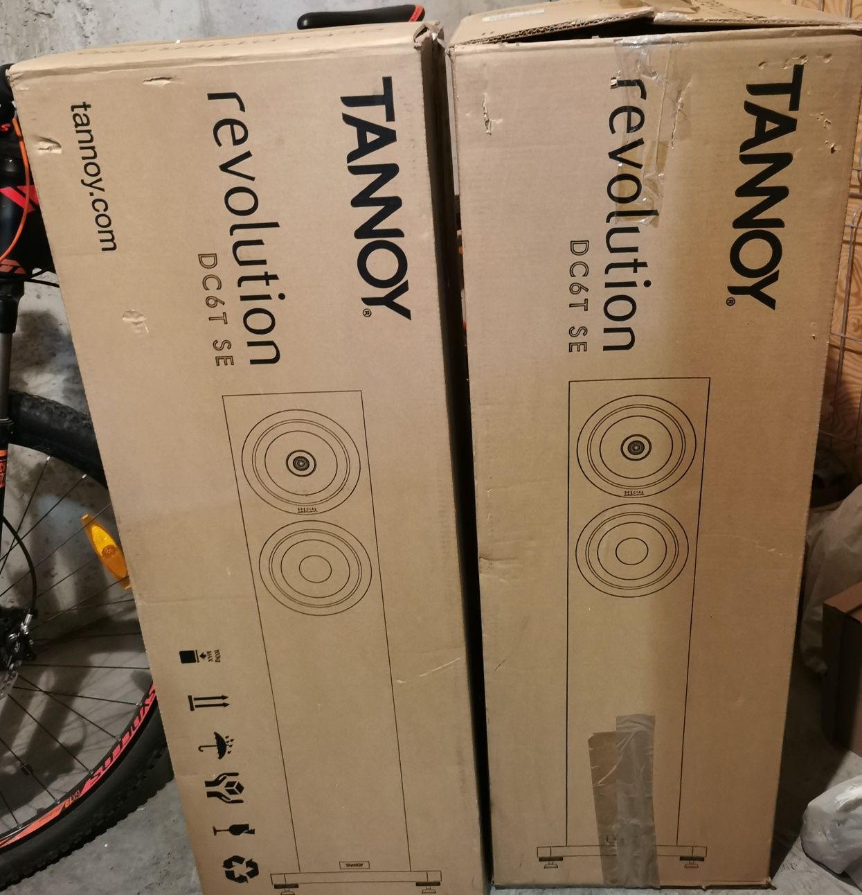 Kolumny Tannoy Revolution DC6T SE