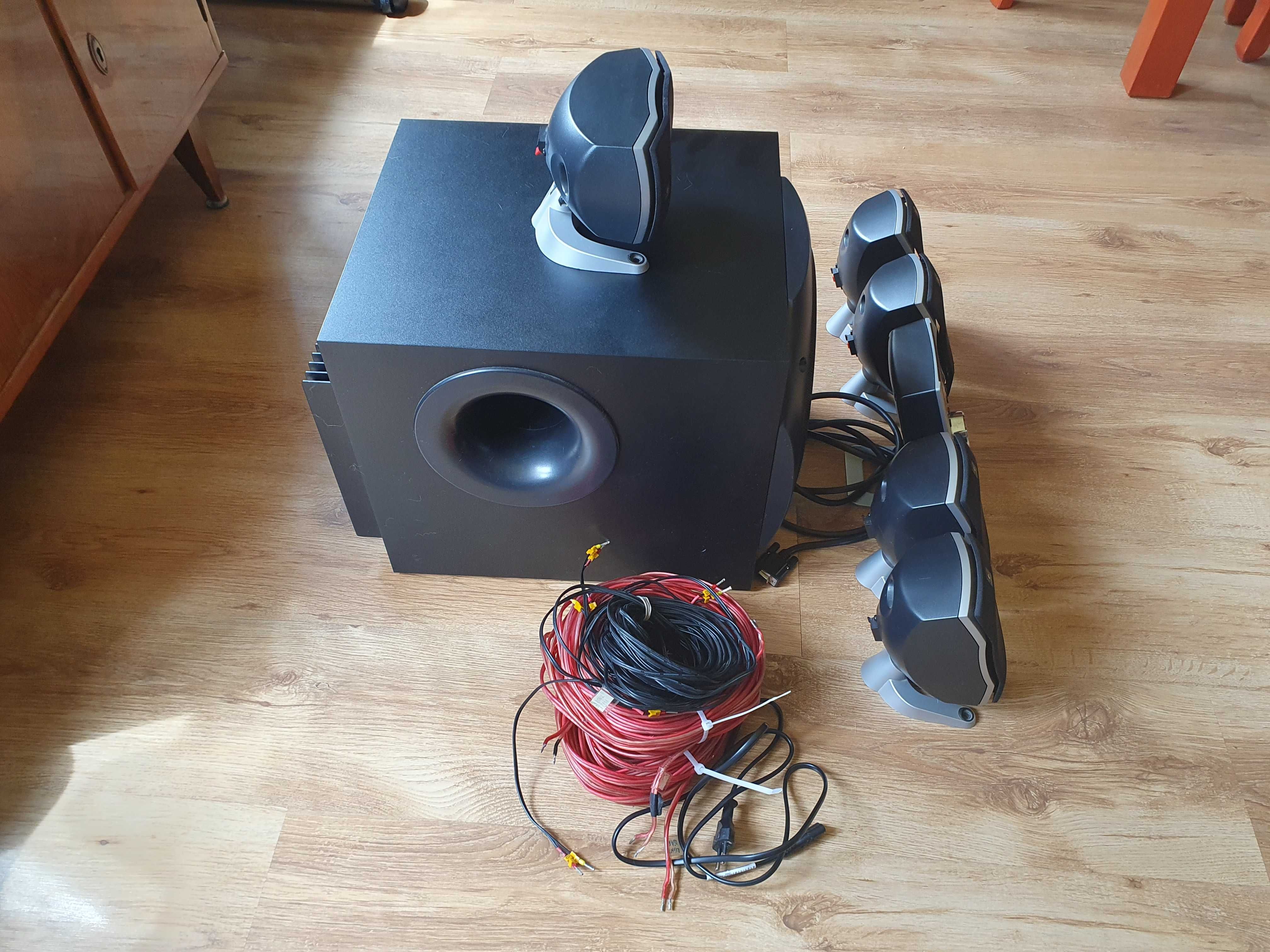 System głośników dźwięku przestrzennego Logitech Z-5500 z THX