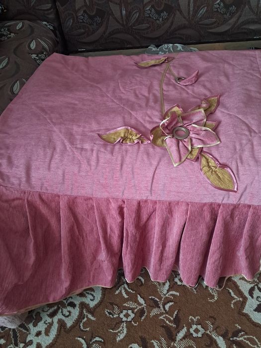 Покривало та дві наволочки