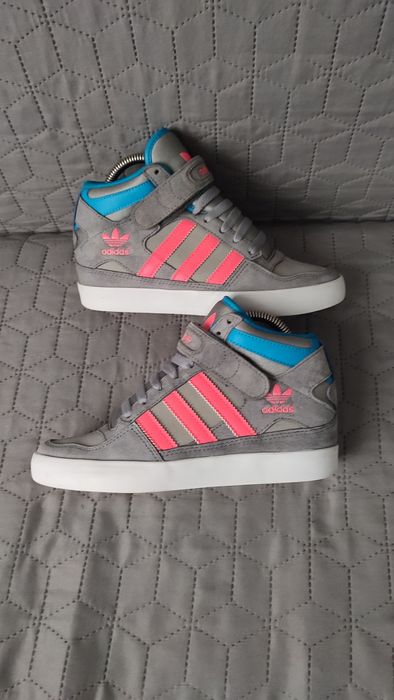 Кросівки хайтопи ADIDAS на танкетці, 36,5 р., 22,5-23,5 см