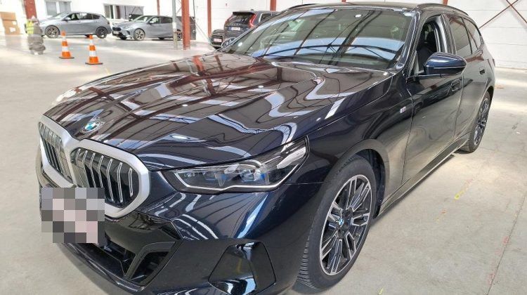 BMW Seria 5 Bezwypadkowy 2024
