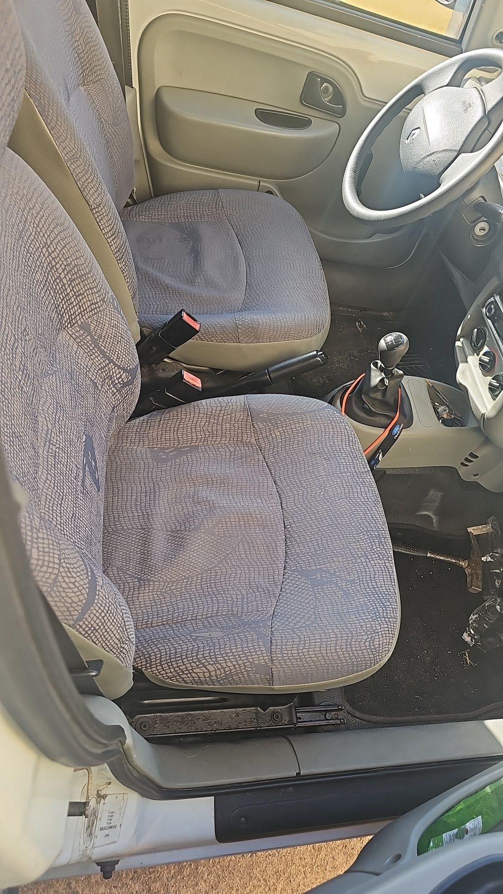 Renault kangoo caixa de fibra