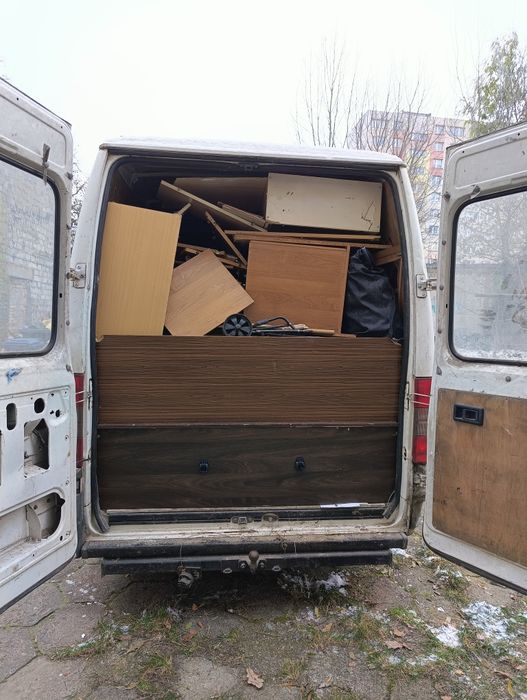 WYWÓZ MEBLI GABARYTÓW opróżnianie komórek garaży strychów wyburzenia