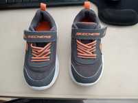 Tenis marca Skechers tamanho 26 como novos