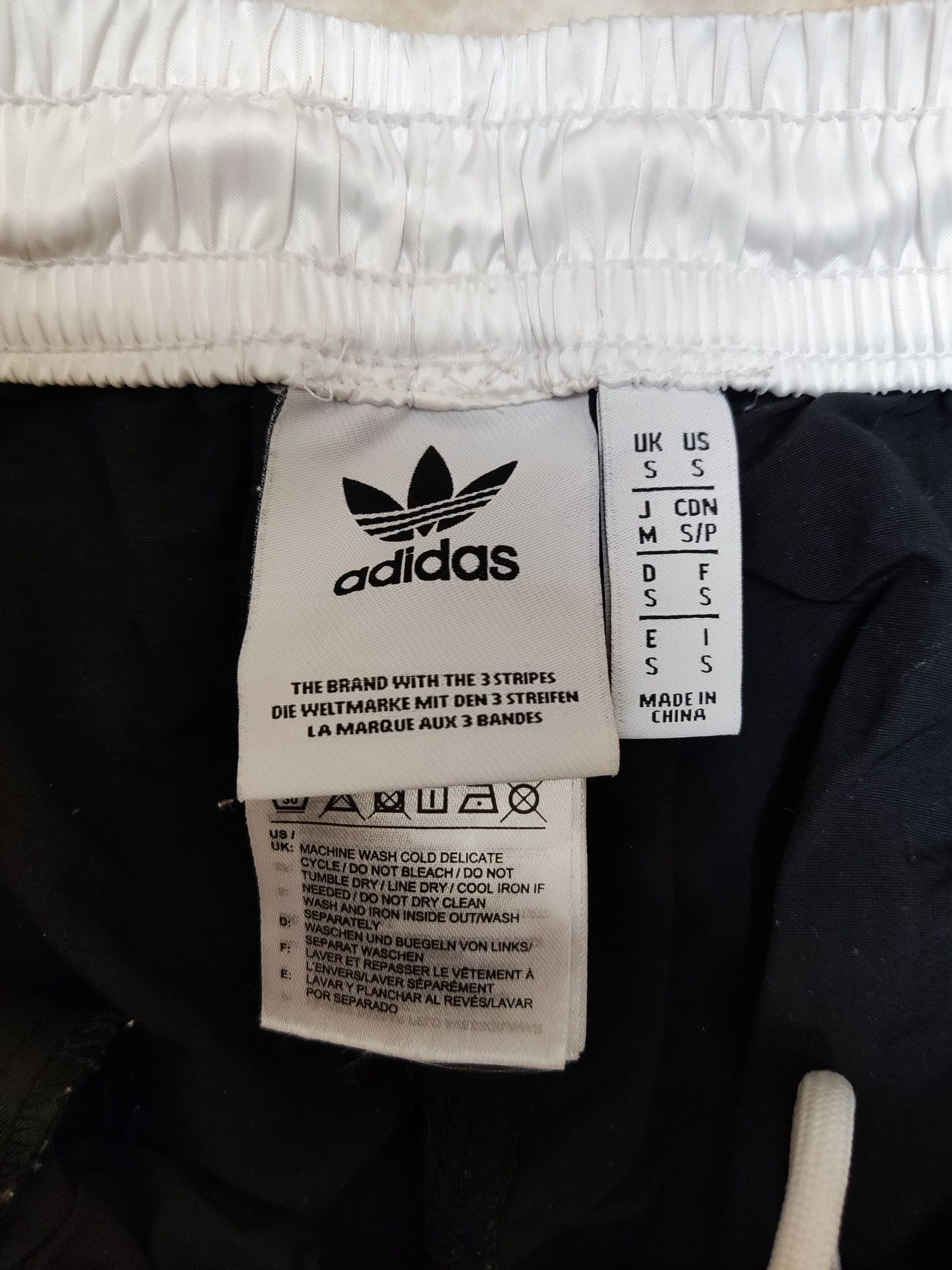 Шорти Adidas Originals