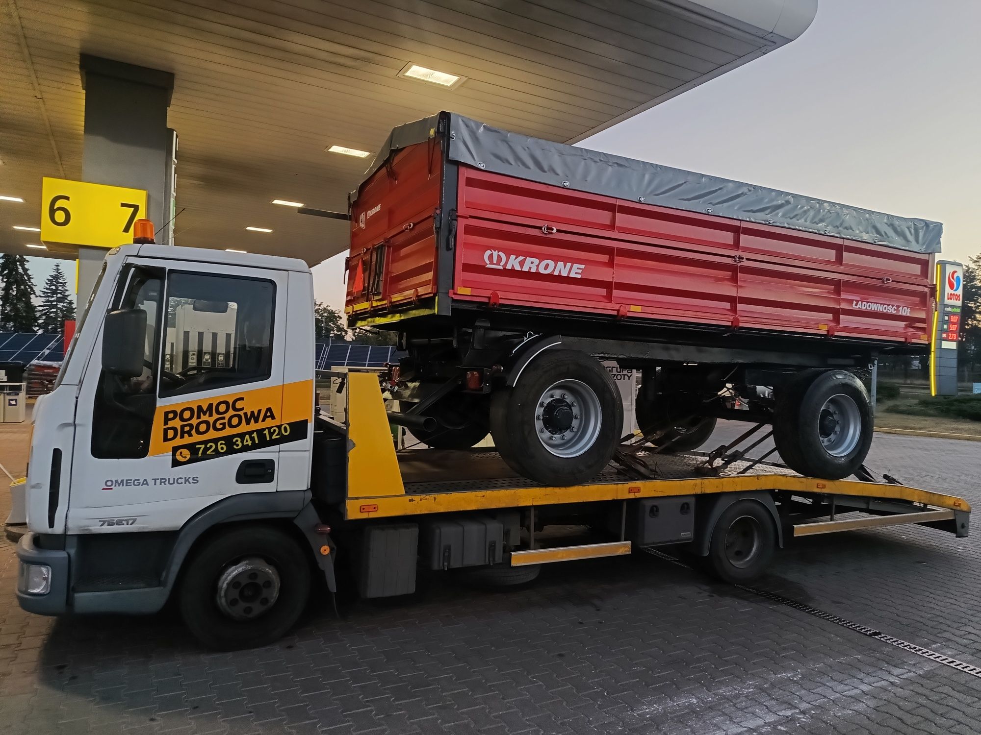 Laweta Transport  Maszyn Rolniczych i budowlanych