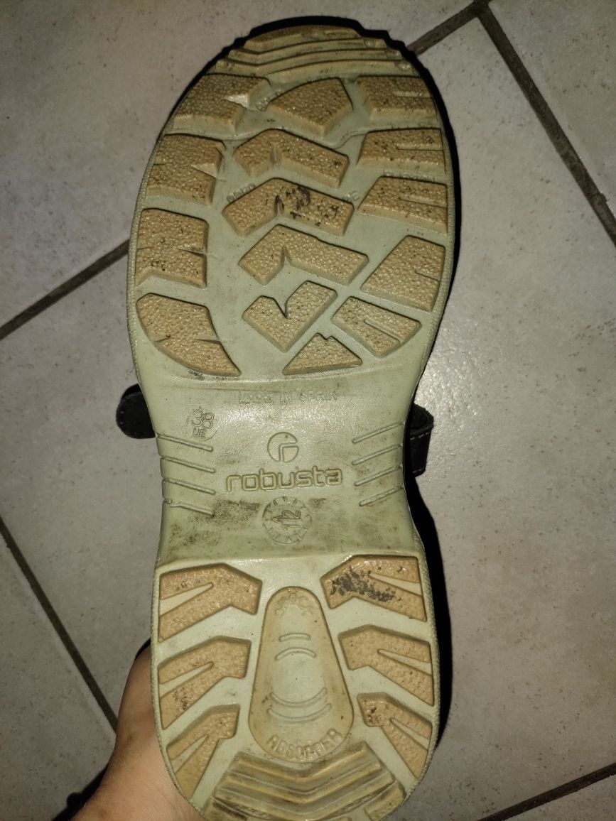 Buty ochronne firmy Robusta rozmiar 38