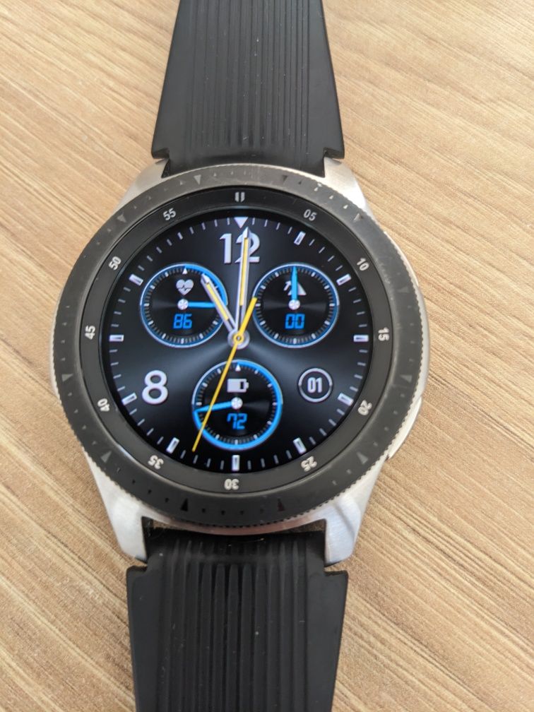 Samsung Galaxy Watch SM-R800 + paski idealny